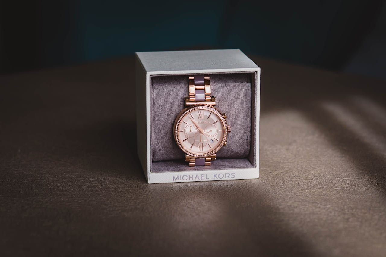 Classic Watch - Timeless Elegance