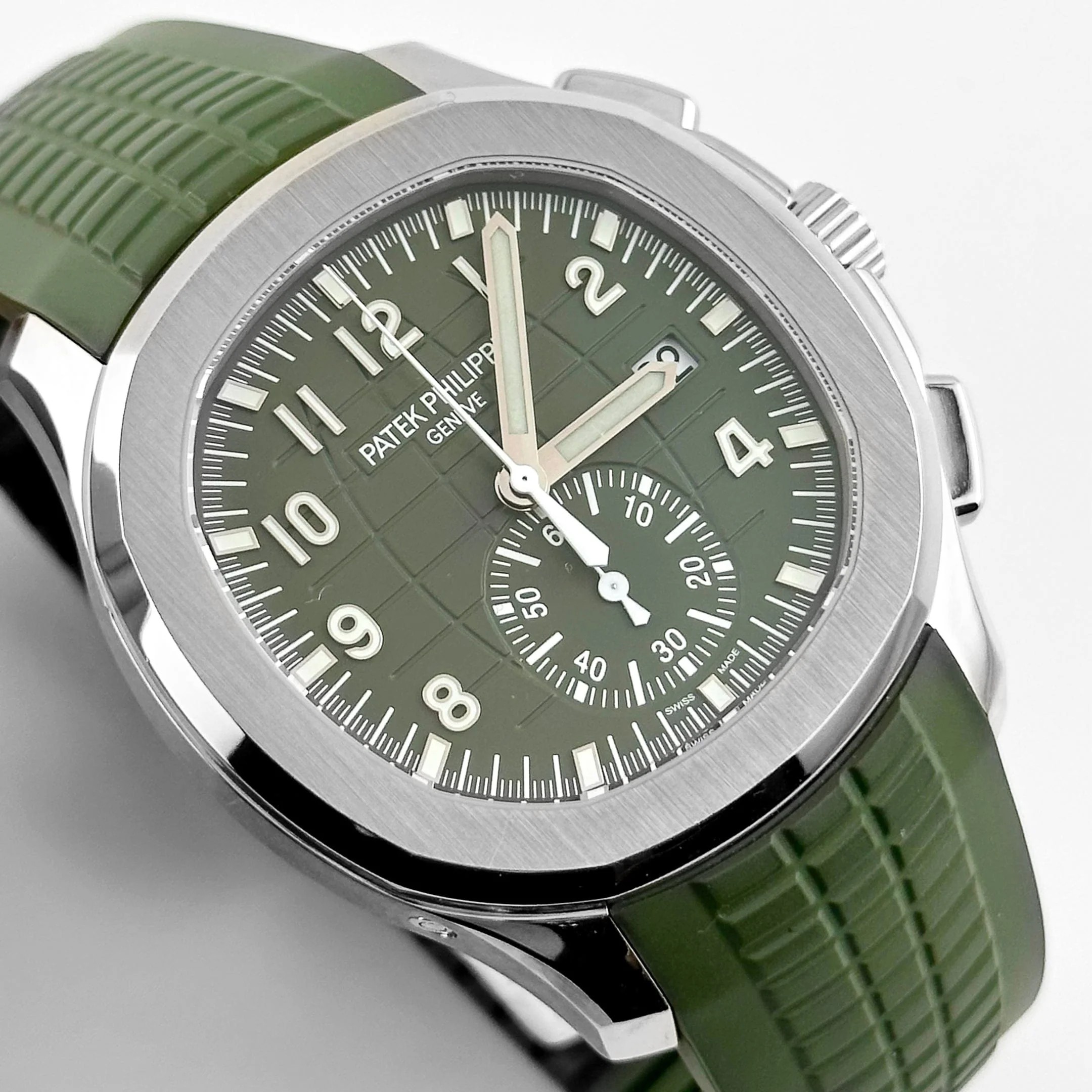 Patek Philippe Aquanaut Chronograph – Green Dial, White Gold, 42.2mm