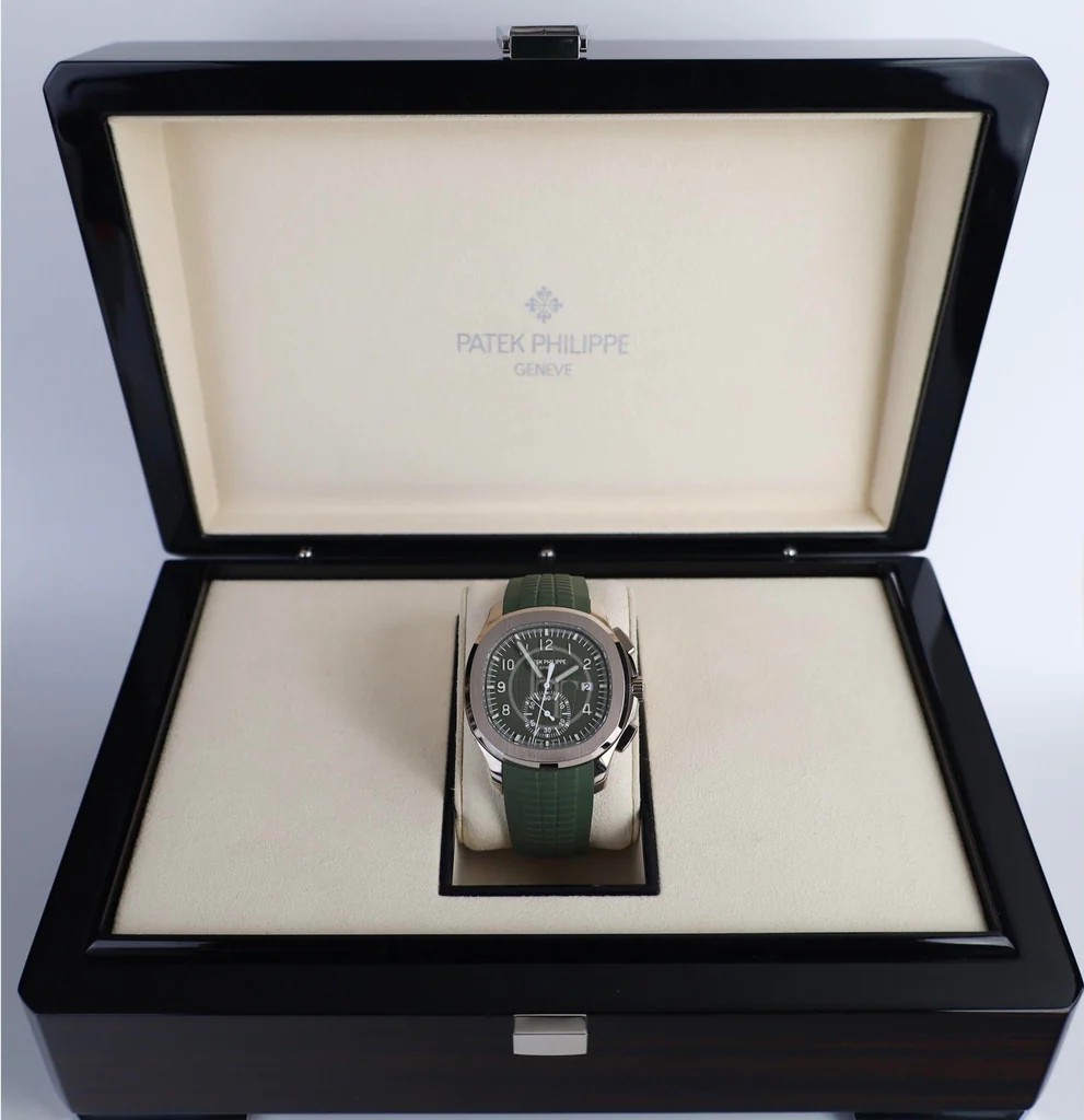 Patek Philippe Aquanaut Chronograph – Green Dial, White Gold, 42.2mm